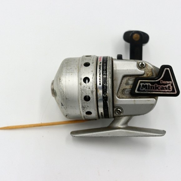 Daiwa Japan Mini Castor Vintage Fishing Reel Working - Picture 1 of 8